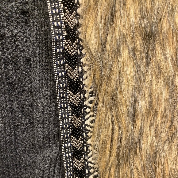 Miss Me faux fur vest - Picture 3 of 5